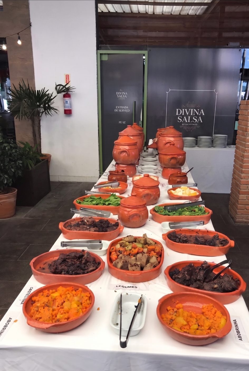 Buffet Divina Salsa em evento gastronômico